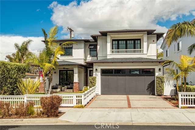 1135 W 18th St, Manhattan Beach, CA 90266