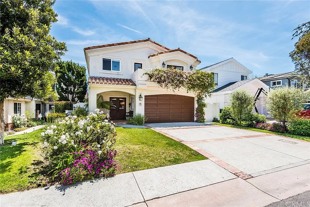 2904 Elm Ave, Manhattan Beach, California 90266