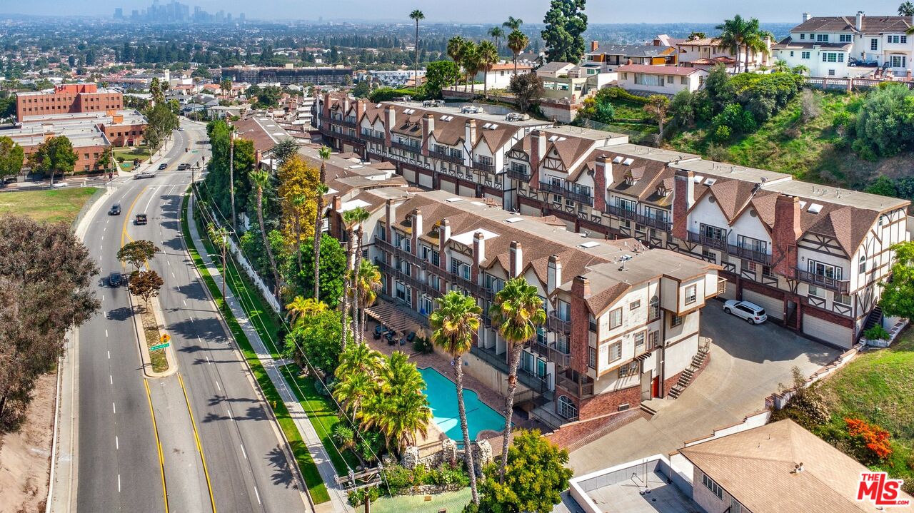 3820 Stocker St #7, View Park, CA 90008