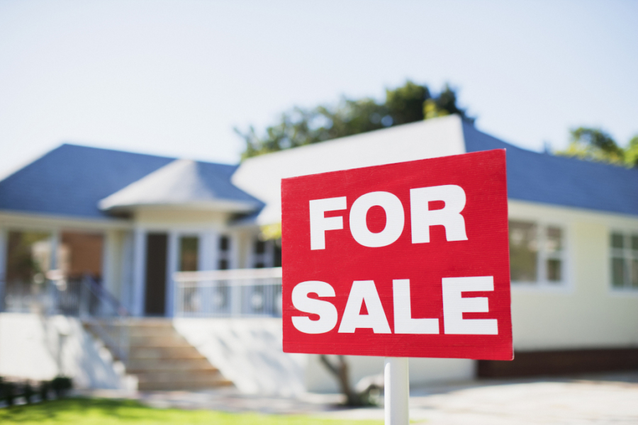What is active under contract marco de longeville realtor