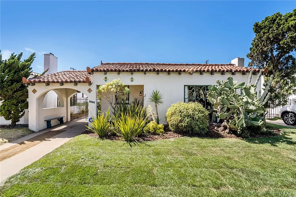 1311 Pearl St, Santa Monica, CA 90405
